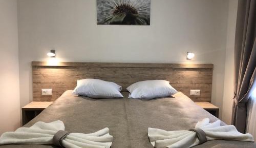 Triple Room with Private Bathroom