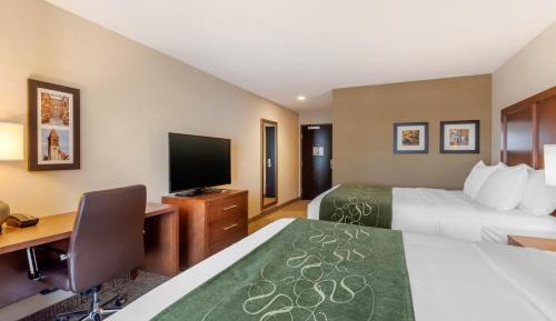 Queen Room with Two Queen Beds - Non-Smoking