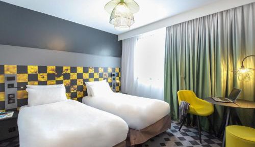 Standard Twin Room
