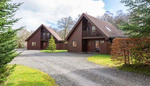 3 Bedroom Luxury Lodge, Hot Tub, Sauna (pet friendly) - 'Ben Lomond'