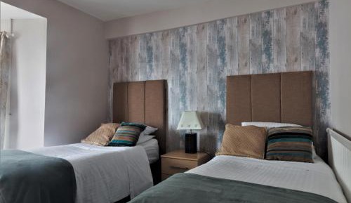 Twin Room with Side Sea View