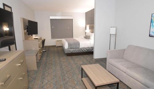 King Suite with Sofa Bed