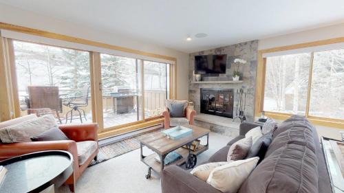1 Bedroom Diamond