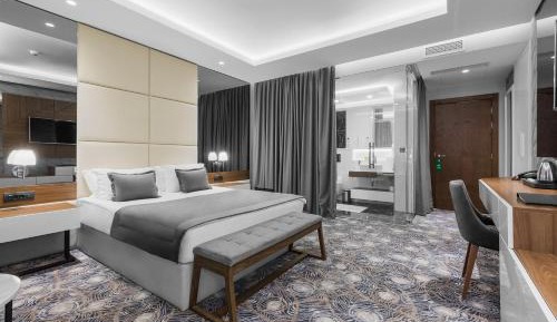 Superior Double Room with Free Parking
