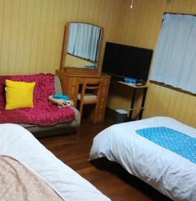 Economy Twin Room