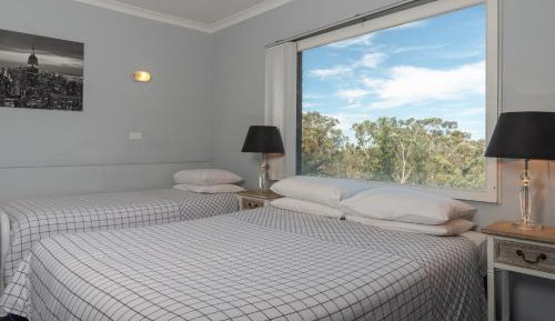 Medium Family Room with Ensuite