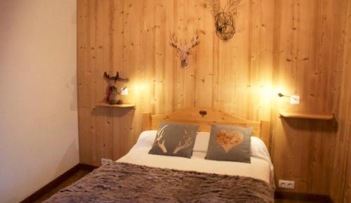 One-Bedroom Apartment (6 Adults)