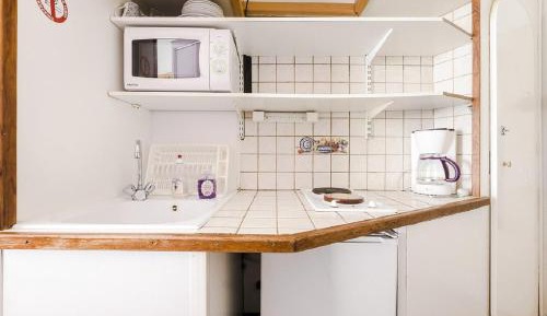 Budget Studio (3 People) - Vivace Building