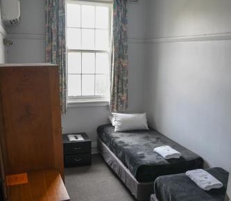 Standard Twin Room with Shared Bathroom