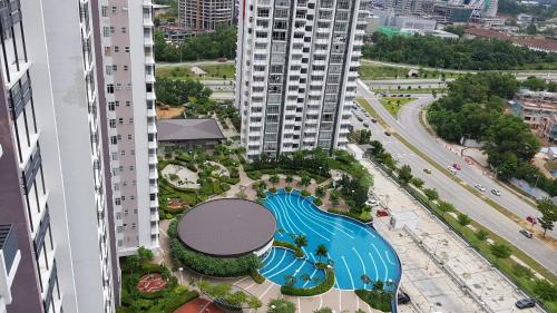 Apartment with Pool View 