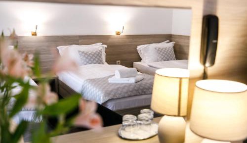 Large Double Room