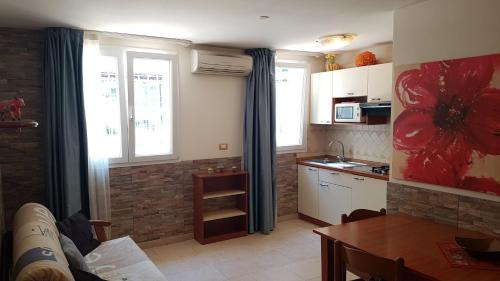 One-Bedroom Apartment (4 Adults)