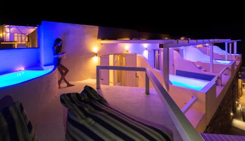 Comfort Double Room with side sea view and mini plunge pool