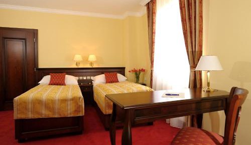 Double or Twin Room with Extra Bed