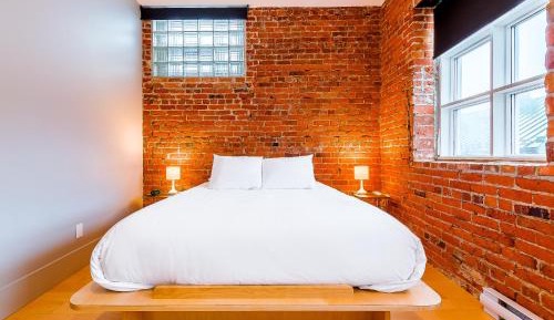 Two-Bedroom Penthouse Apartment + Bunk bed T402