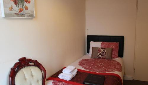 Single Room with Shared Bathroom