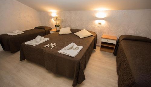 Economy Quadruple Room