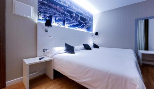 Twin Room with Extra Bed
