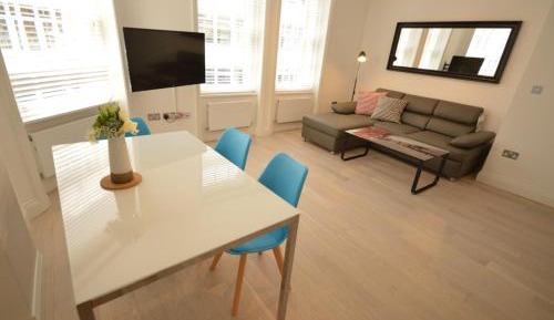 One-Bedroom Apartment (3rd Floor - G)