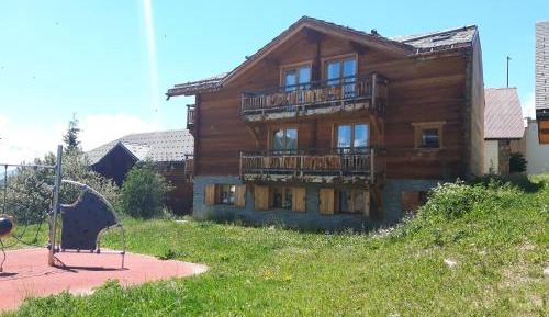 Superior Chalet