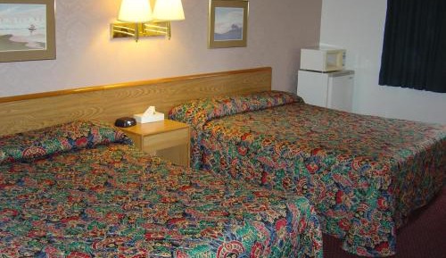 Queen Room with Two Queen Beds - Non-Smoking