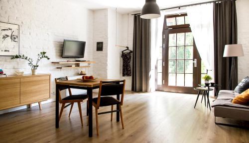 Studio Apartment