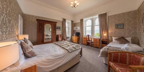 Superior Double or Twin Room with Sea View
