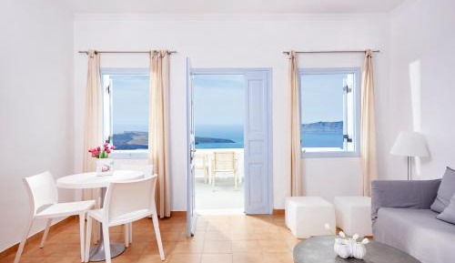 Superior Suite with Caldera View