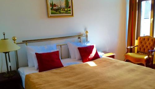 Standard King Room