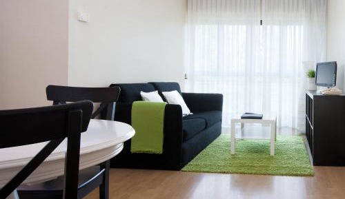 One-Bedroom Apartment (1 - 2 Adults)