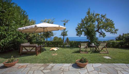 Junior Suite with Garden View