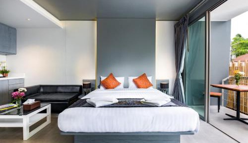 Deluxe King Room