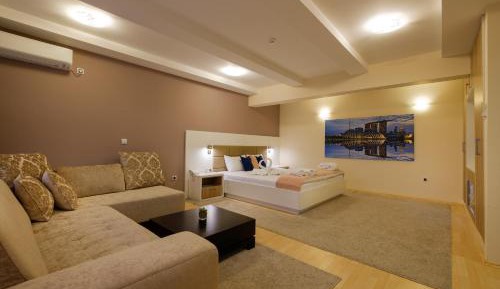 Superior Apartment