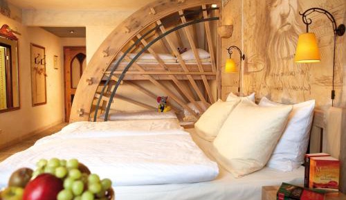 Triple Room (2 adults + 1 child under 12 years)