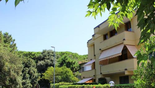 Two-Bedroom Apartment with Balcony