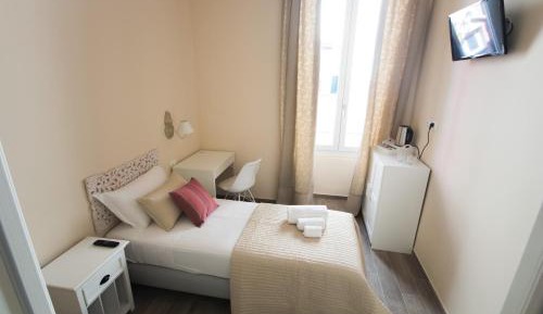 Single Room with Private Bathroom
