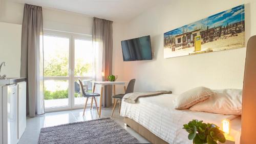 Single Room with Bathroom