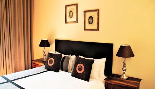 Standard Queen Room