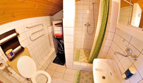 Standard Triple Room with Private Entrance