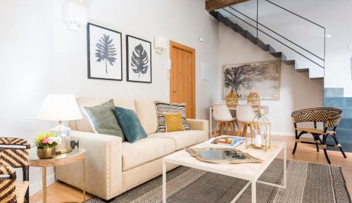 Two Bedroom Duplex Apartment with Terrace