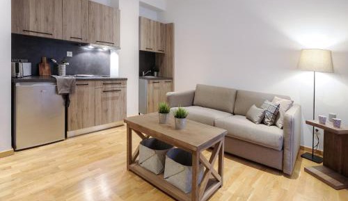 Studio (2 Adults)