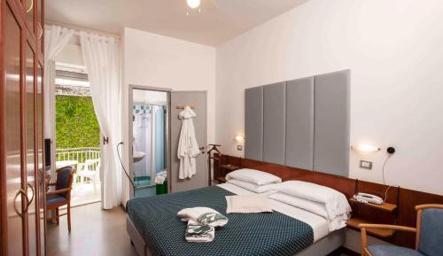 Double or Twin Room with Balcony