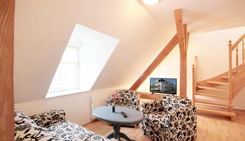 Duplex Apartment 26RB17