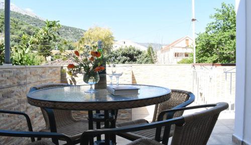 Apartment with Terrace