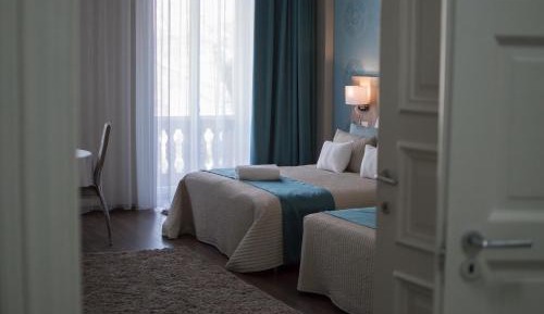 Deluxe Family Apartment