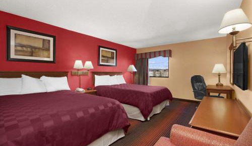 Queen Room with Two Queen Beds - Non-Smoking