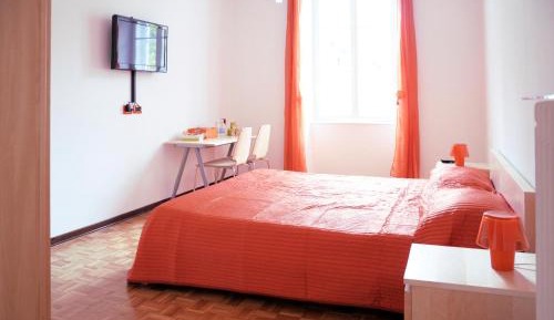 Double Room with External Private Bathroom