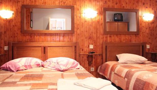 Triple Room with Private Bathroom