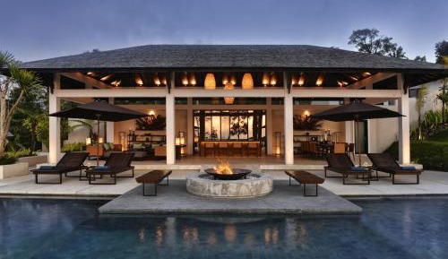 Five-Bedroom Villa