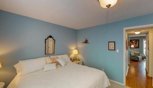 One Bedroom Apartment